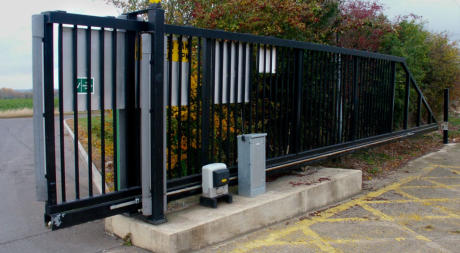 Montaže avtomatskih dvoriščnih vrat osrednja Slovenija