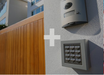 Inštalacije električnih napeljav in naprav, montaže strelovodnih napeljav in naprav, inštalacije šibkega toka, montaže avtomatskih dvoriščnih vrat in avtomatskih zapornic, inštalacije alarmnih naprav in video nadzorov, inštalacije računalniških mrež.